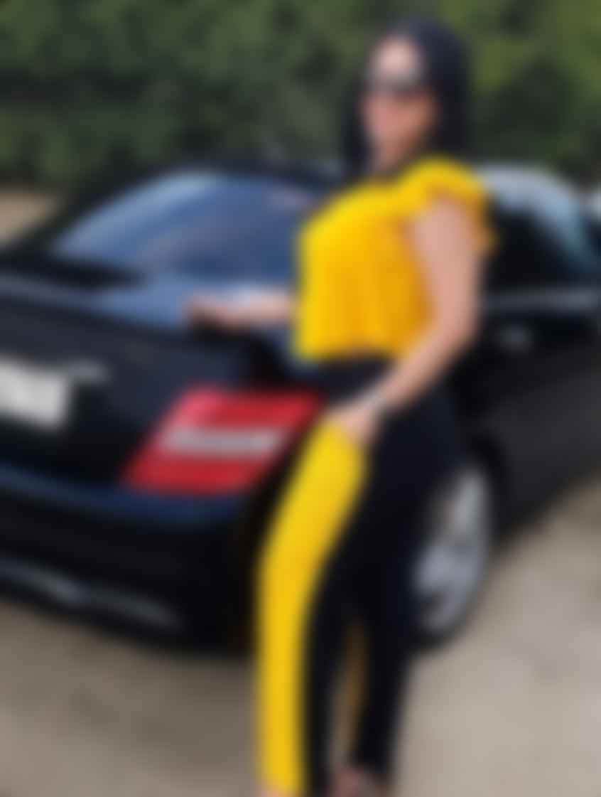 Amelia, 31